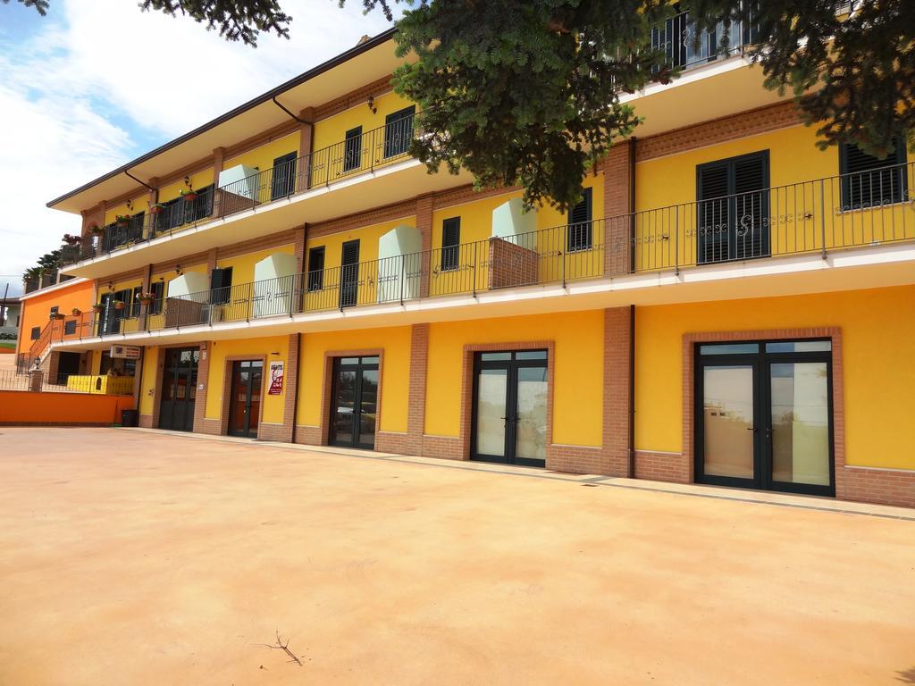 Affittacamere Rooms Di Matteo San Paolo di Iesi Extérieur photo