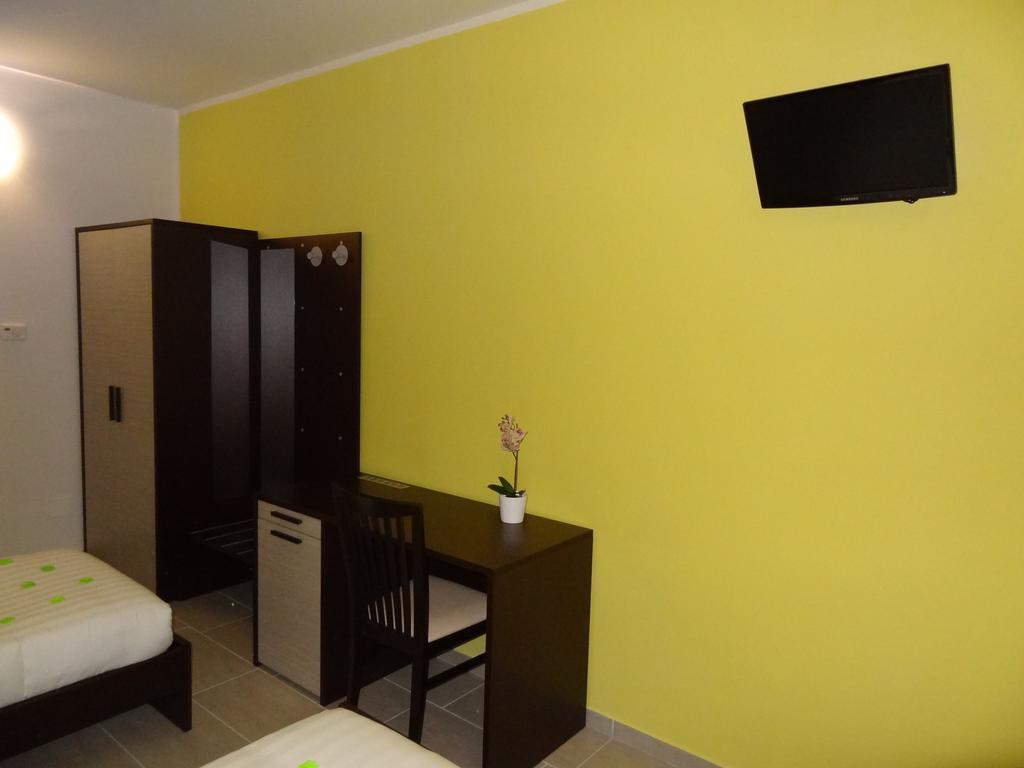 Affittacamere Rooms Di Matteo San Paolo di Iesi Extérieur photo