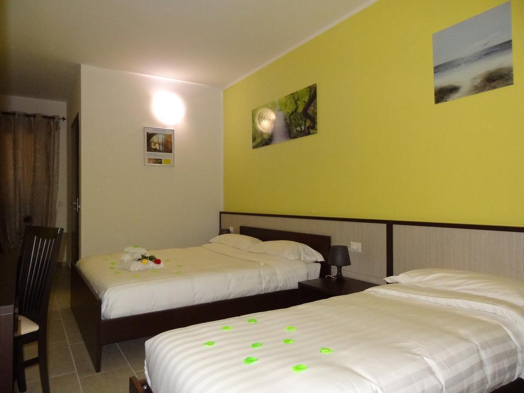 Affittacamere Rooms Di Matteo San Paolo di Iesi Extérieur photo